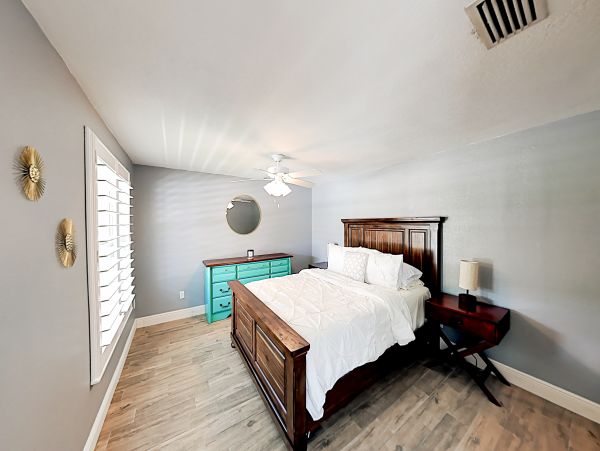 Tampa Home 1010196