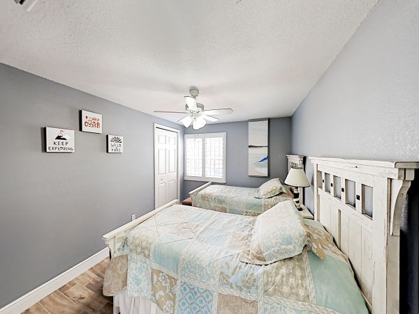 Tampa Home 1010196
