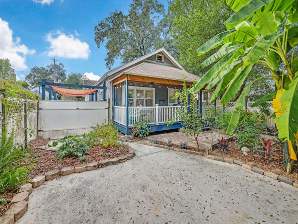 Tampa Home 1010197