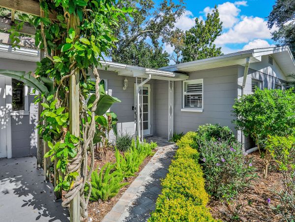 Tampa Home 1010198