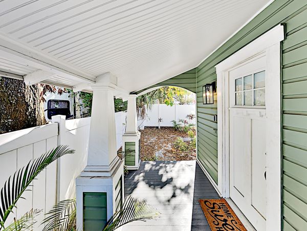 Tampa Home 1010199