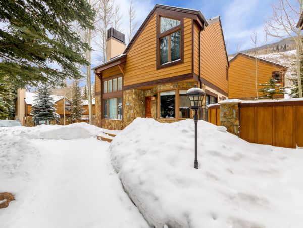 Luxury Three Bedroom Mountain Escape Vacation Home in Vail