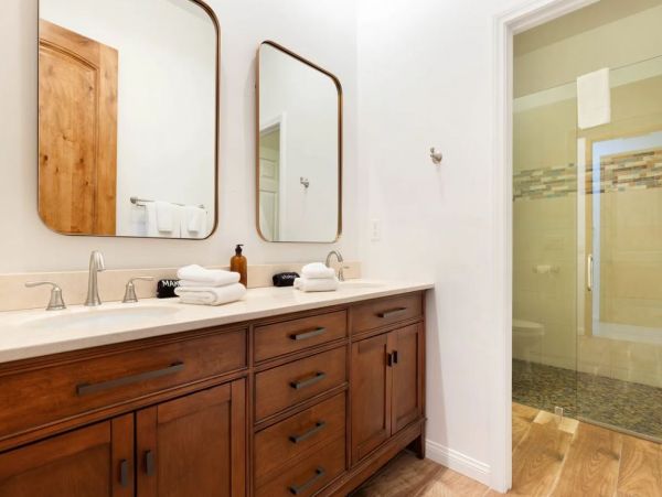 Luxury Eight Bedroom Indio Vacation Rental Estate