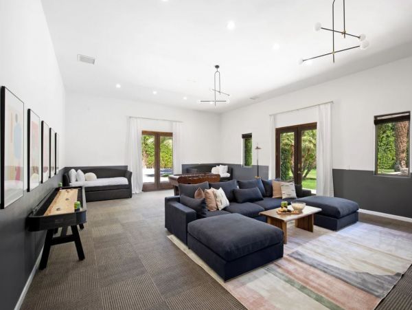 Luxury Eight Bedroom Indio Vacation Rental Estate