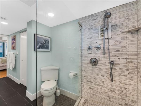 Siesta Key New beachfront Addition to the Rental Market.