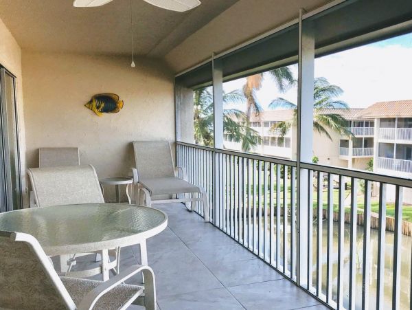 Sanibel 2 Bedroom Condo Sleeps 6 Guests
