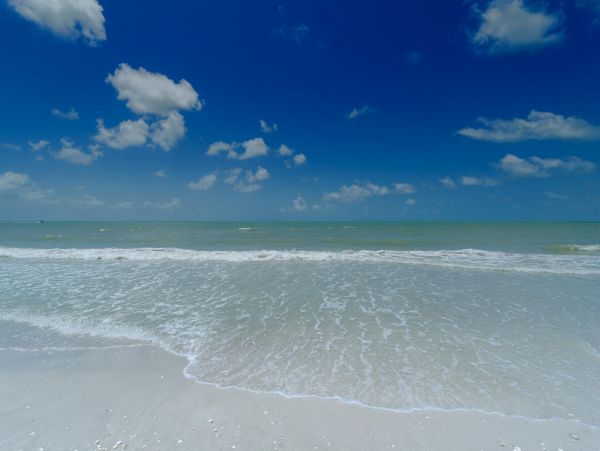 Sanibel 2 Bedroom Condo Sleeps 6 Guests