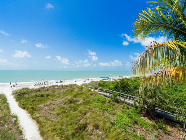 Sanibel 2 Bedroom Condo Sleeps 6 Guests