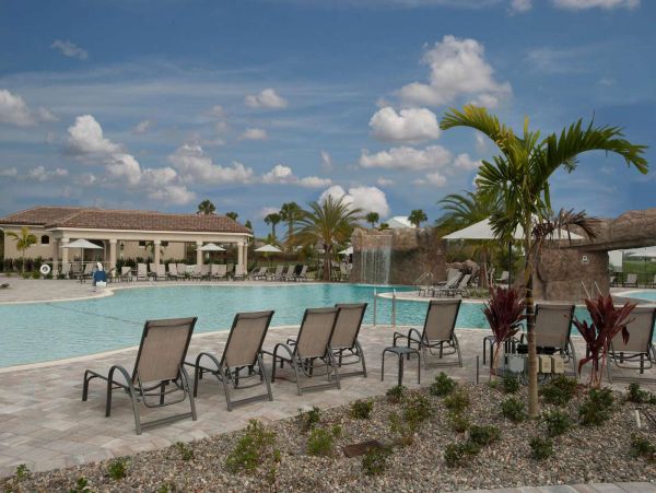 Golf Lover's Dream: Vacation Rental Lakewood Ranch