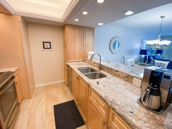 Fort Myers Vacation Rental Waterfront Condo with Bay Views