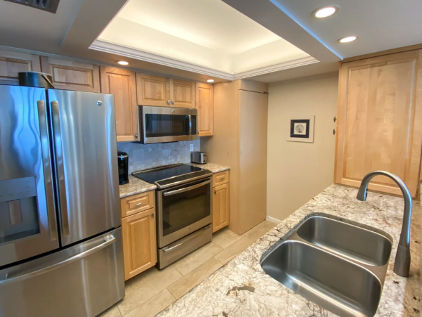 Fort Myers Vacation Rental Waterfront Condo with Bay Views