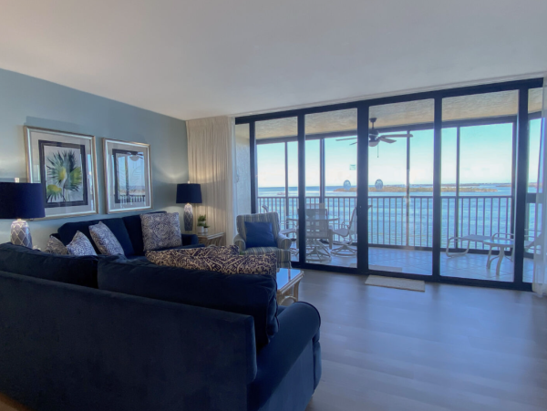 Fort Myers Vacation Rental Waterfront Condo with Bay Views