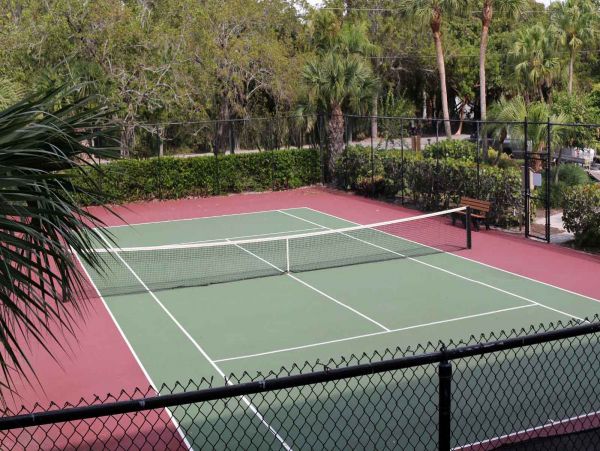 Luxury Three Bedroom Sanibel Condo with Full Views of The Gulf.