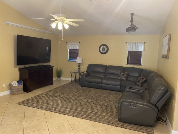 Cape Coral Home 1010262