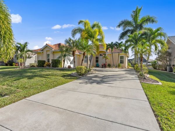 Cape Coral Home 1010267