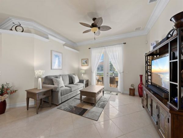 Cape Coral Home 1010267
