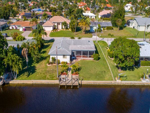 Cape Coral Vacation Home Three Bedroom Water Views