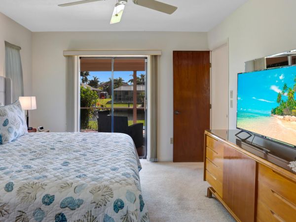 Cape Coral Vacation Home Three Bedroom Water Views