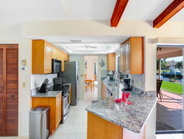 Cape Coral Vacation Home Three Bedroom Water Views