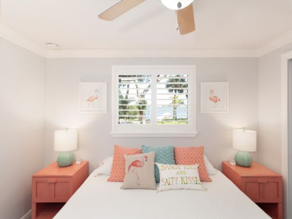 Bayfront Paradise Steps from the Beach in Manasota Key