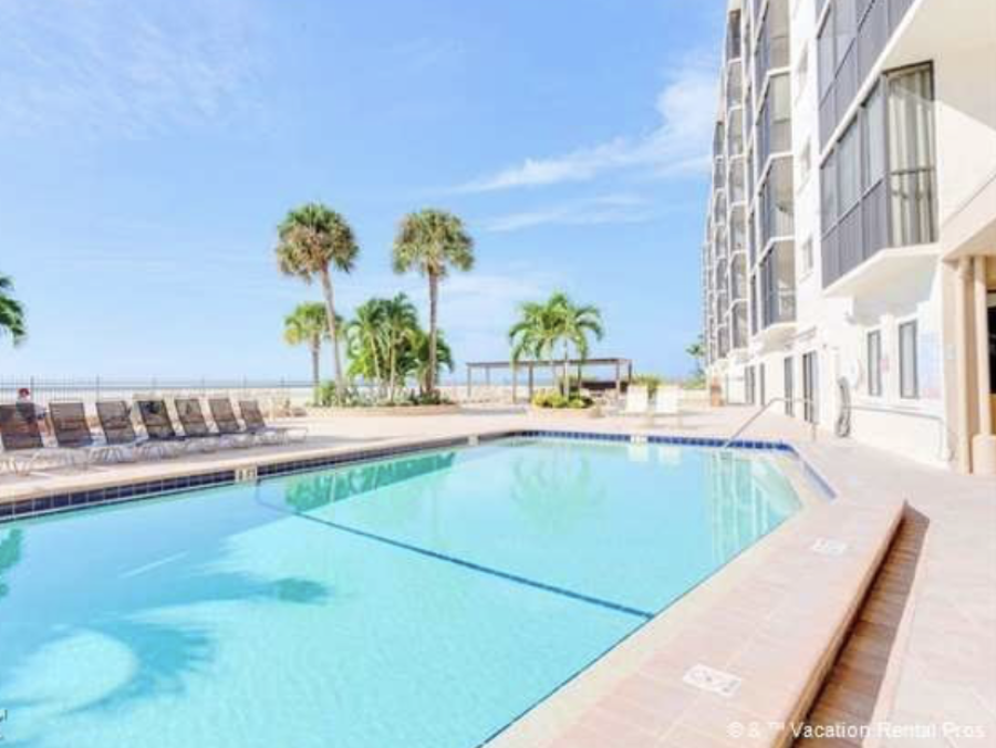 Gulf-View Four-Bedroom Condo in Fort Myers Beach