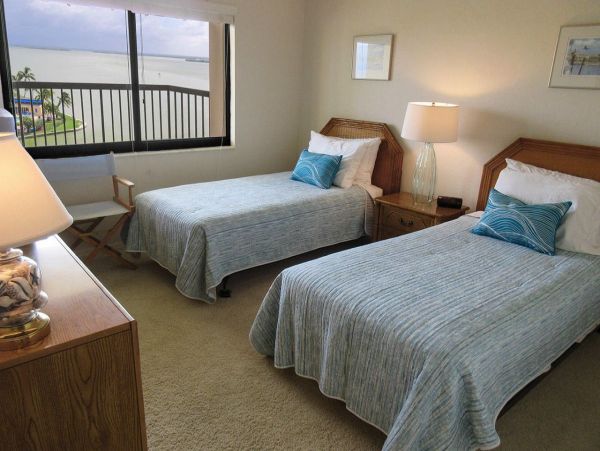 Fort Myers Vacation Rental: 2BR Condo with Pool & Lanai