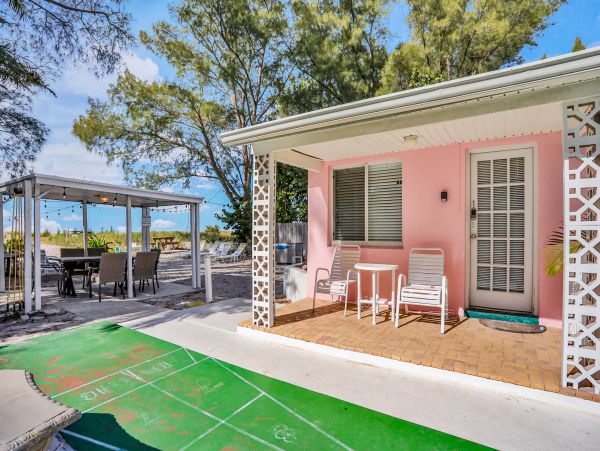 Treasure Island Home 1010276