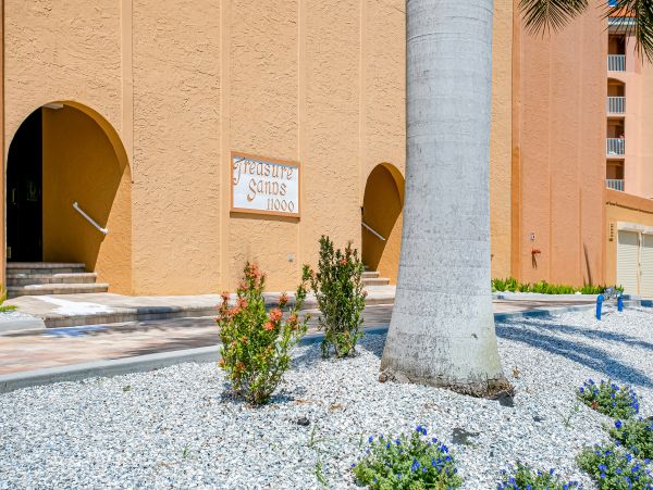 Treasure Island Condo 1010288