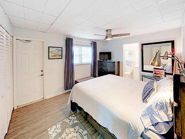Treasure Island Condo 1010291