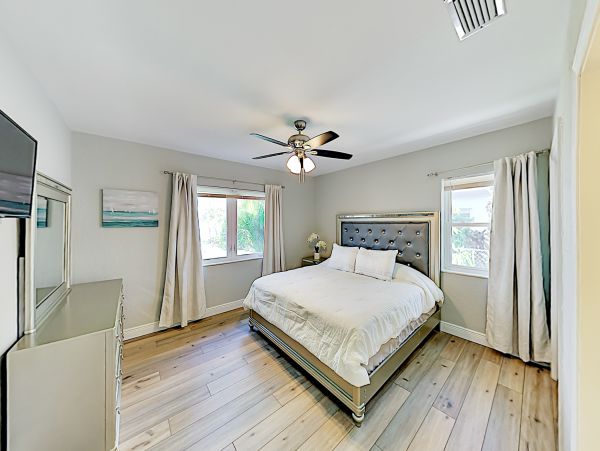 Treasure Island Home 1010292