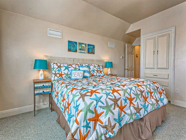 Five bedroom beach home