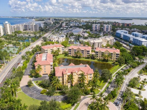 Fort Myers Condo 1010433