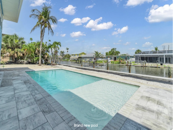 Fort Myers Beach Vacation Rentals - Florida Gulf Coast Luxury Homes with Pool & Canal Access