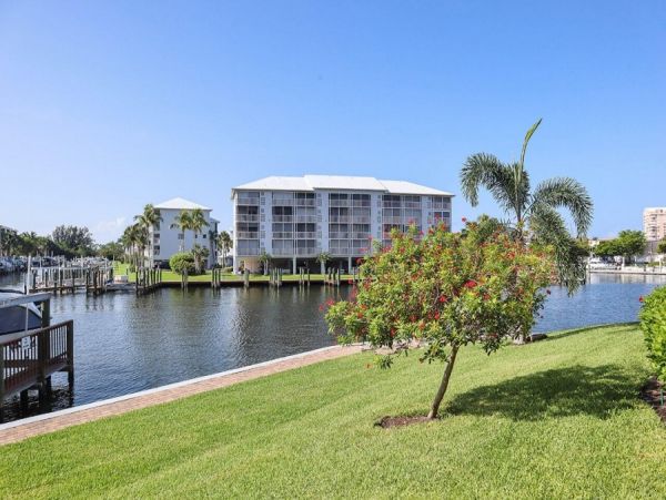 Fort Myers Condo 1010439