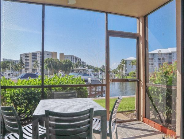 Fort Myers Condo 1010439