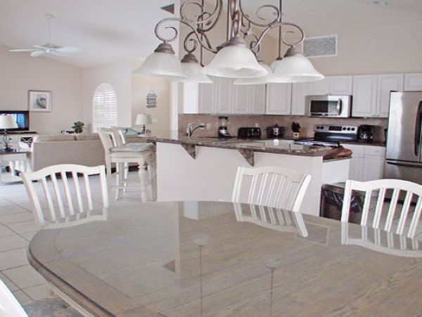 Naples Home 1010445