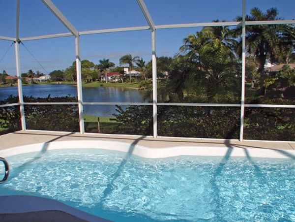 Naples Home 1010450