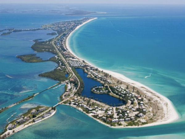 Boca Grande Vacation Accommodation Two Bedrooms Sleeps Six