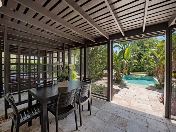 Naples Vacation Home Main House Guest House