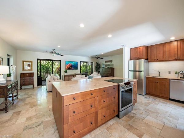 Naples Vacation Home Main House Guest House