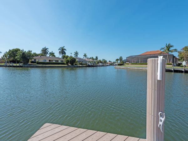 Three Bedroom Pool Vacation Home in Marco Island with Dock