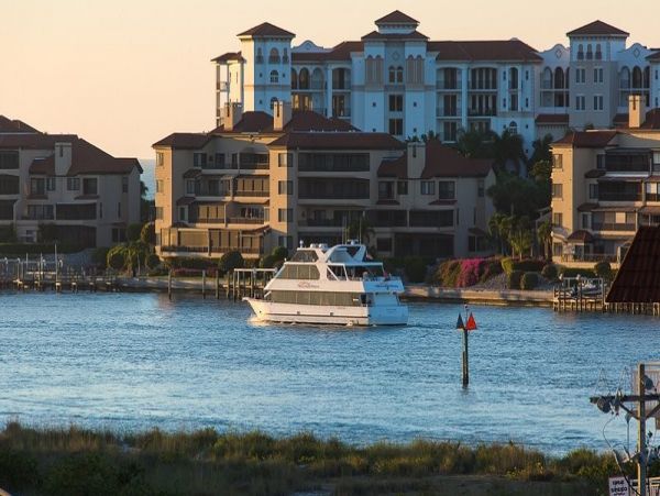 Luxury 3 Bedroom Penthouse in Marco Island Bay View