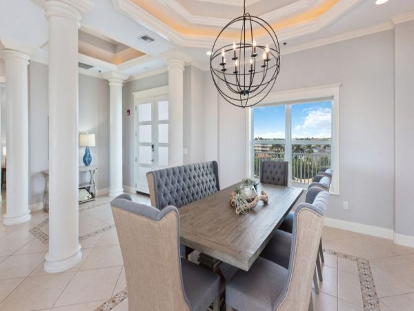 Luxury 3 Bedroom Penthouse in Marco Island Bay View