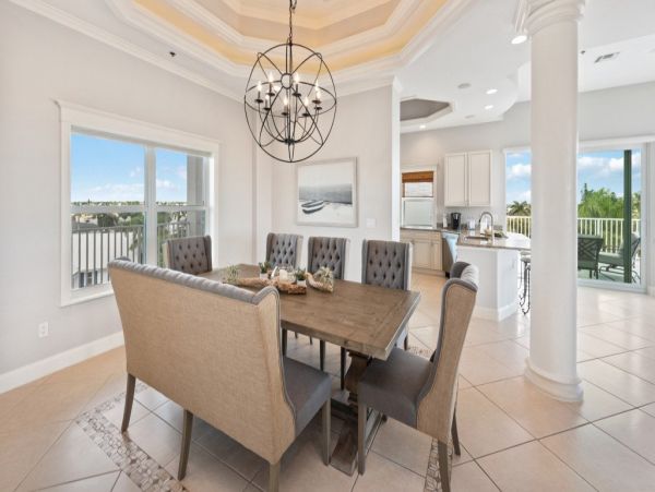 Luxury 3 Bedroom Penthouse in Marco Island Bay View
