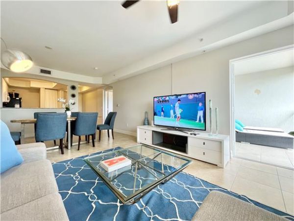 Naples Condo 1010476