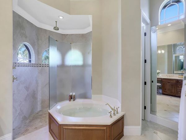 Marco Island Vacation Pool Home Three Bedrooms Walk To Beach