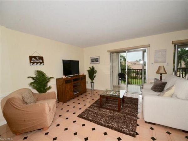 Naples Condo 1010480
