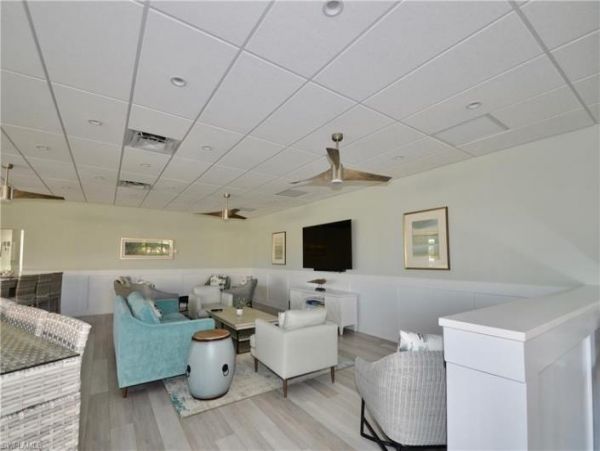 Naples Condo 1010480