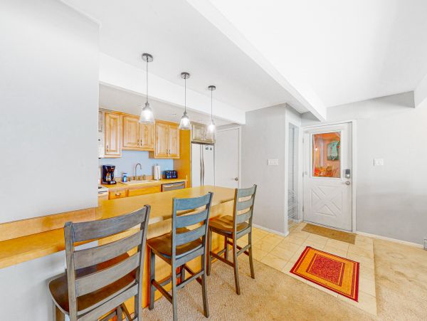 Aspen Home 1010481