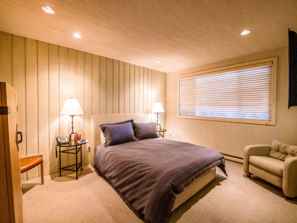 Aspen Home 1010484